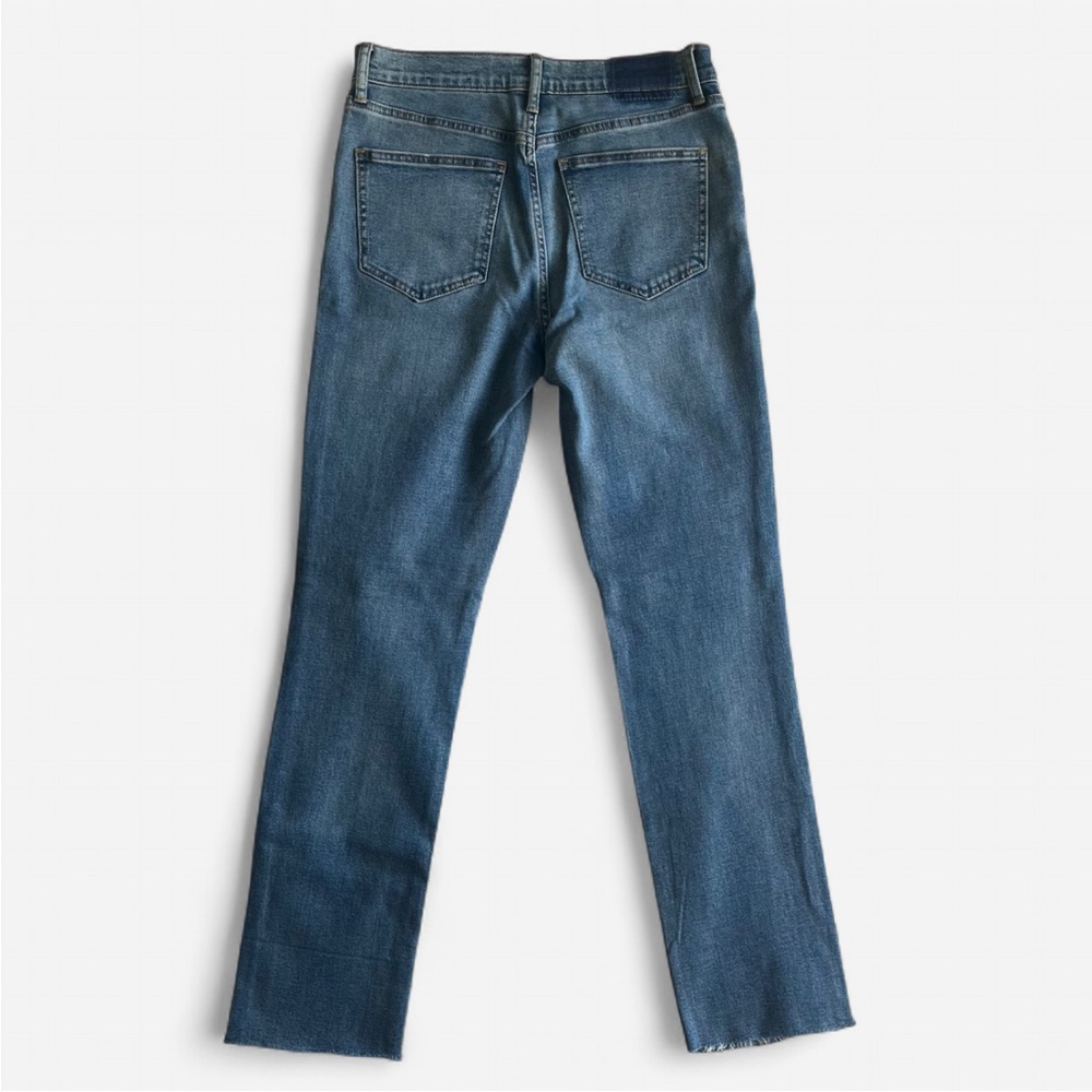 NWT Gap High Rise Cigarette Jeans - Picture 2 of 4